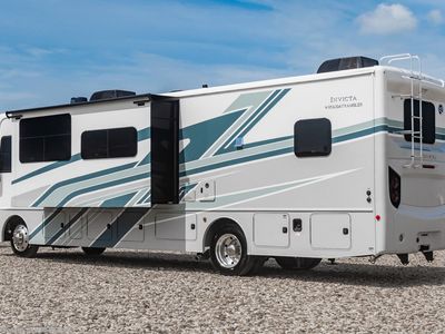 2026 Holiday Rambler Invicta - Photo 2