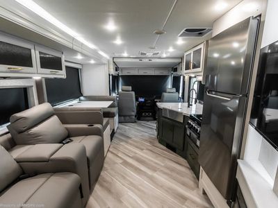 2026 Holiday Rambler Invicta - Photo 3