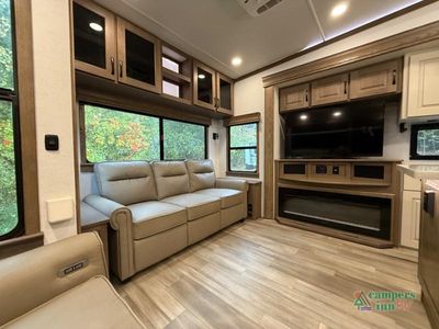 2024 Alliance RV Paradigm - Photo 12