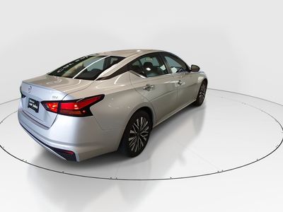 2024 Nissan Altima — photo 7 view