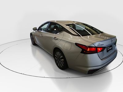 2024 Nissan Altima — detail view