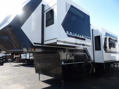 2025 Brinkley RV Model G - Photo 2