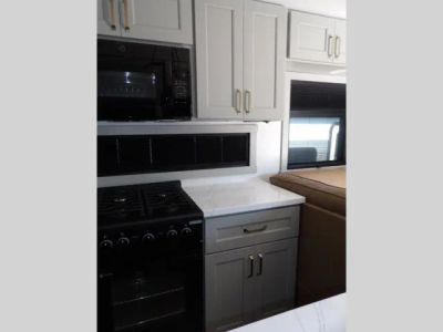 2025 Brinkley RV Model G - Photo 14