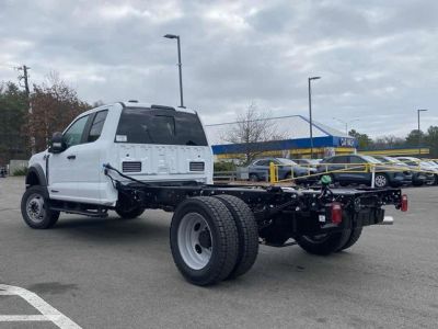 2026 Ford Chassis Cab - Photo 5
