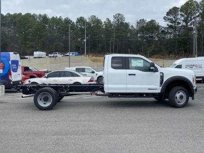 2026 Ford Chassis Cab - Photo 2
