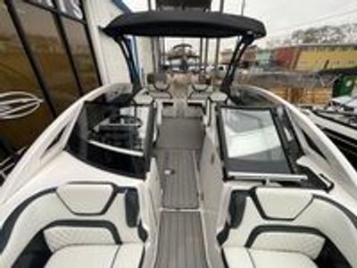 2025 Yamaha 275 SE - Photo 7