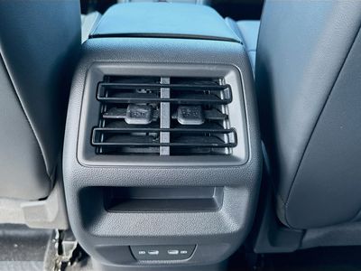 2026 Volkswagen Tiguan - Photo 19