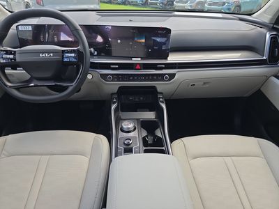 2026 Kia Sorento Hybrid - Photo 13