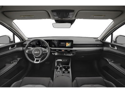 2025 Kia K5 - Photo 5