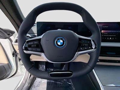 2026 BMW i4 - Photo 40