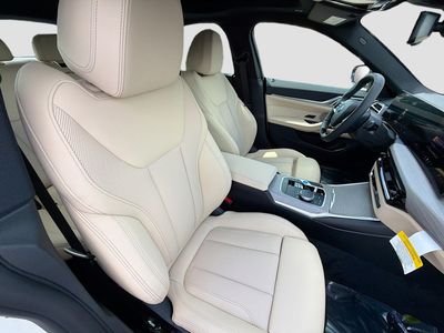 2026 BMW i4 - Photo 15