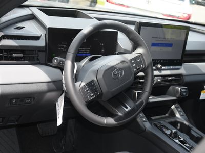 2026 Toyota RAV4 Plug-in Hybrid - Photo 4