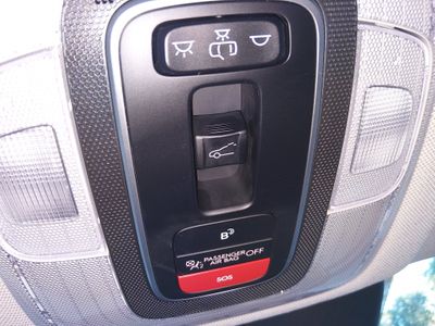2024 Hyundai Elantra — photo 21 view