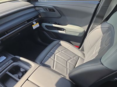 2027 Kia Telluride Hybrid - Photo 16