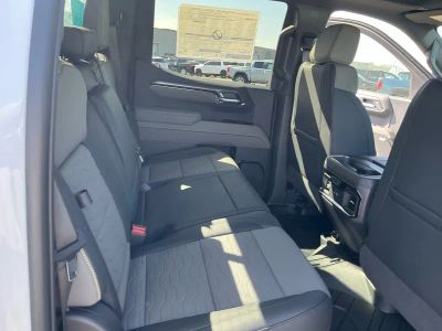 2026 Chevrolet Silverado 1500 — photo 19 view