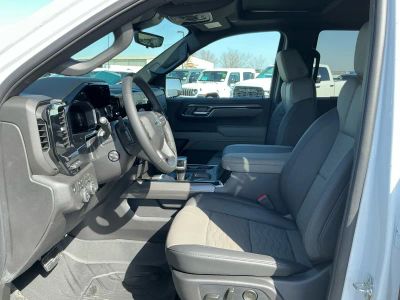 2026 Chevrolet Silverado 1500 — photo 10 view