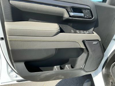 2026 Chevrolet Silverado 1500 — photo 16 view