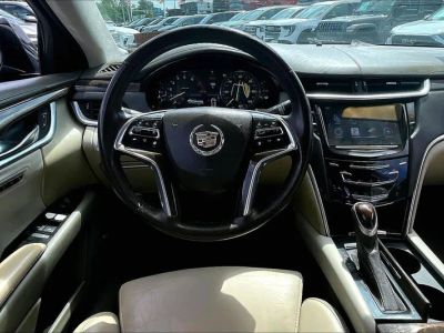 2014 Cadillac XTS — detail view