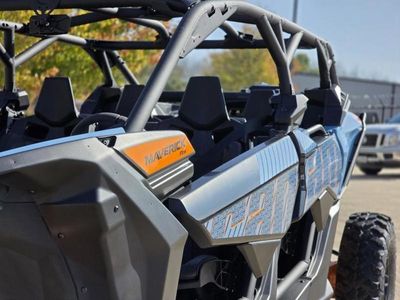 2026 Can-Am Maverick X3 MAX RS Turbo Scandi Blue & Orange Crush — photo 11 view