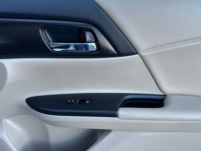 2015 Honda Accord - Photo 18