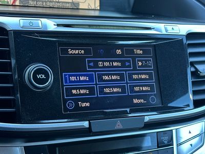 2015 Honda Accord - Photo 19