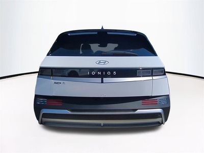 2026 Hyundai IONIQ 5 - Photo 6