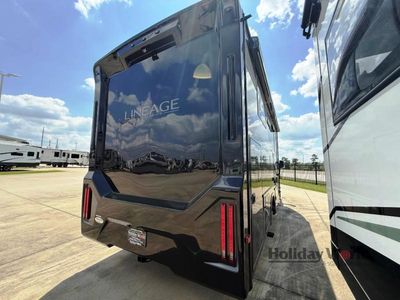 2026 Grand Design Lineage Series M - Photo 7
