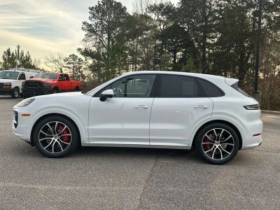 2024 Porsche Cayenne - Photo 7