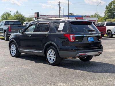 2016 Ford Explorer - Photo 3