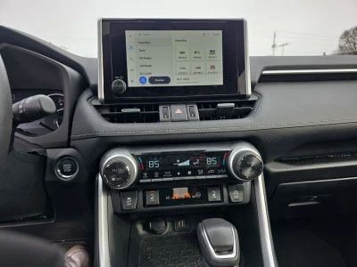 2024 Toyota RAV4 XLE Premium - Photo 22