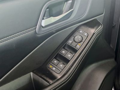 2025 Nissan Rogue - Photo 14