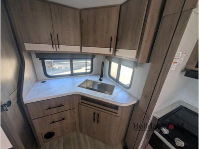 2024 Grand Design Imagine XLS - Photo 12