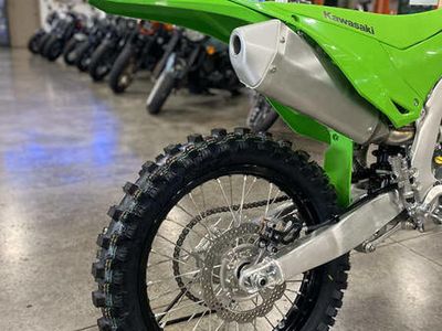 2026 Kawasaki KX450 - Photo 12