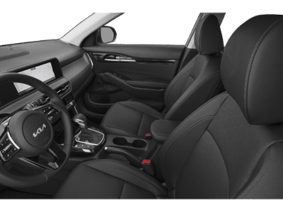2026 Kia Seltos — engine compartment view