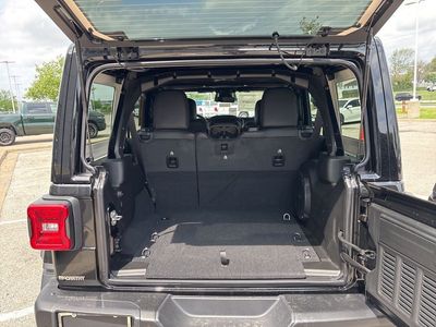 2026 Jeep Wrangler — photo 38 view
