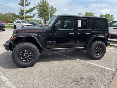 2026 Jeep Wrangler — photo 16 view