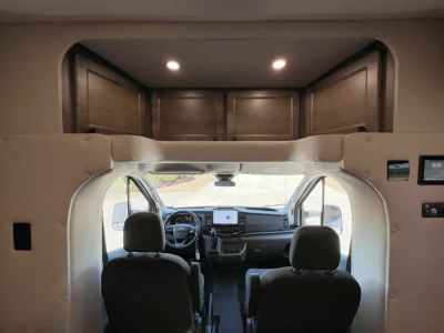 2026 Tiffin MIDAS — interior view