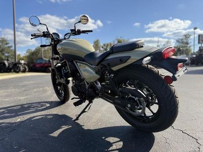 2025 Kawasaki Eliminator - Photo 5