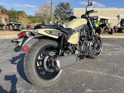 2025 Kawasaki Eliminator - Photo 4