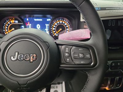 2026 Jeep Wrangler — photo 18 view