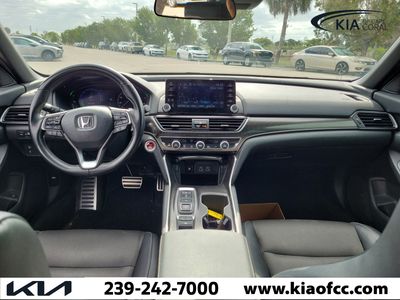 2022 Honda Accord Hybrid - Photo 16