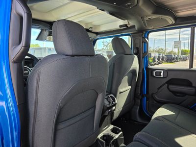 2026 Jeep Wrangler — photo 9 view