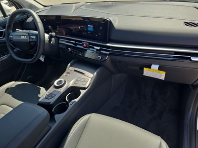 2026 Kia Sportage Hybrid — photo 12 view