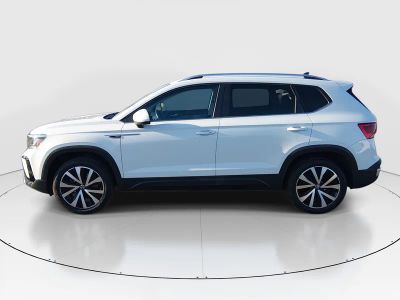 2024 Volkswagen Taos - Photo 4