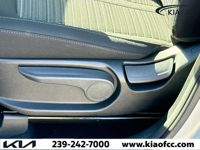 2026 Kia Sorento - Photo 25