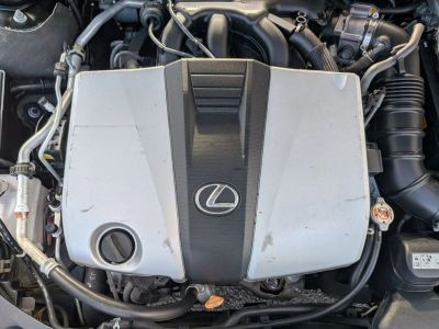 2020 Lexus ES - Photo 13