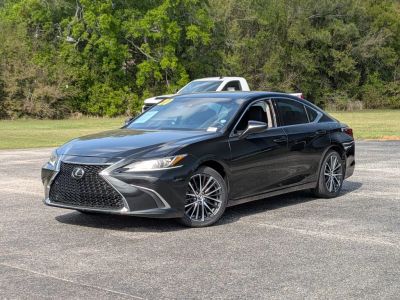2020 Lexus ES - Photo 1