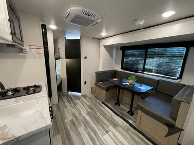 2026 Jayco Jay Flight SLX - Photo 3