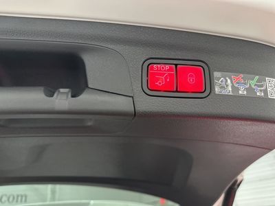 2026 Mercedes-Benz GLE — photo 28 view