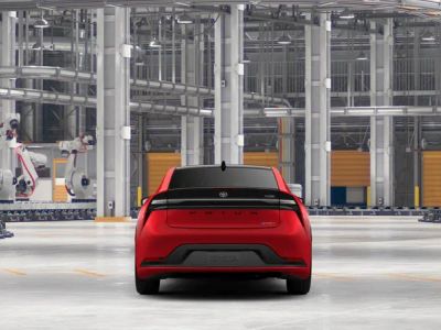 2026 Toyota Prius Plug-in Hybrid - Photo 10